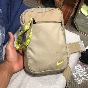 Nike 2020 over the shoulder bag